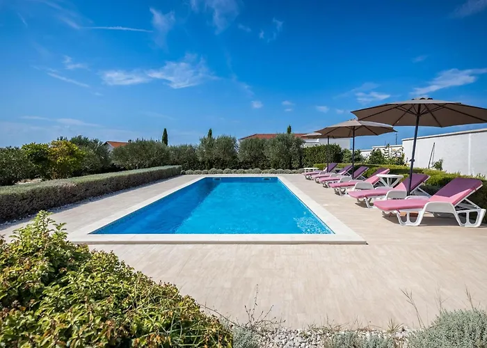 Holiday home Roko Debeljak